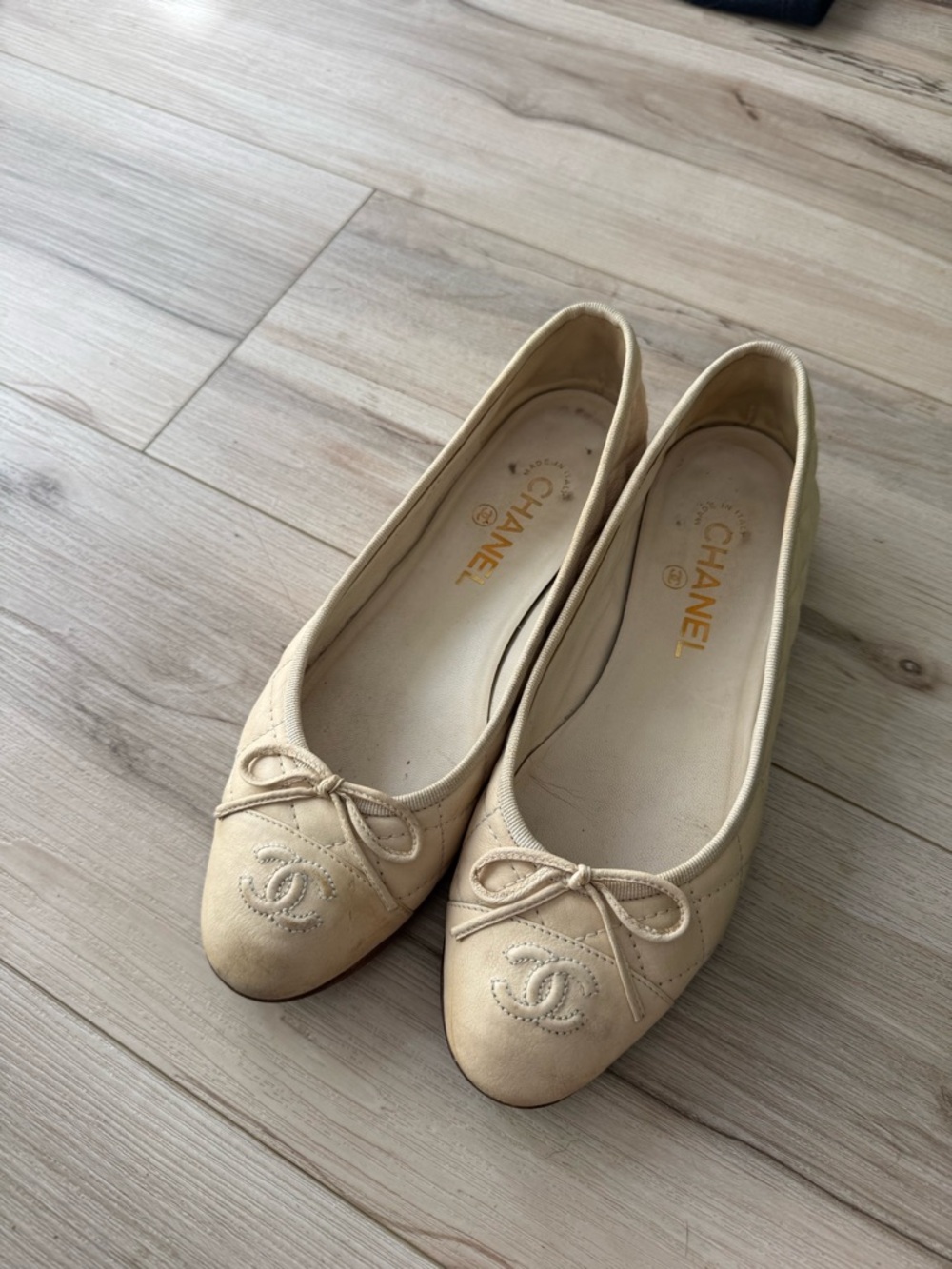 Chanel Beige Leather Ballerina Flats 37